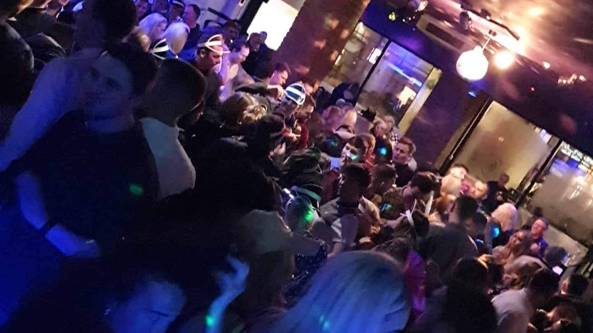 Deja Vu 60's 70's 80's Bar